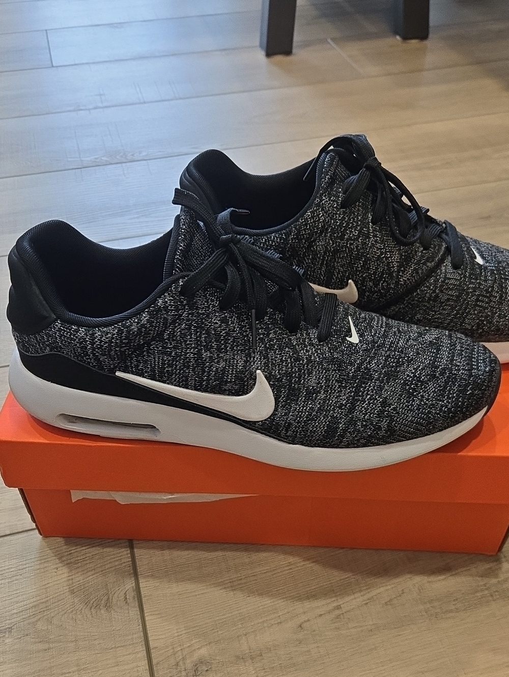 Nike Air Max Modern Flynit - Black, White